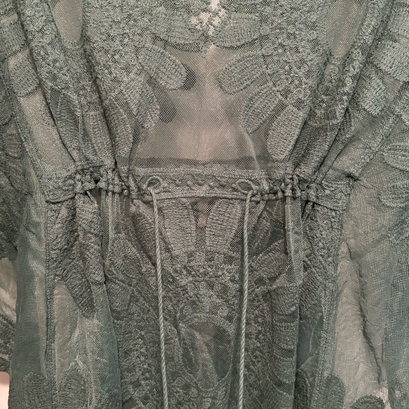 Women’s Lace Tie Waist Cover-Up - NWOT - Picture 2 of 5